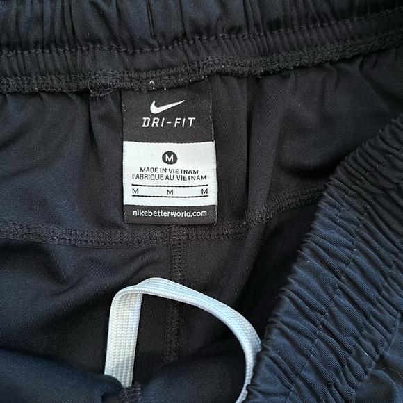 Athletic Shorts Bundle {2 Pairs} Nike & Avia Black and White Size Medium - Picture 6 of 7